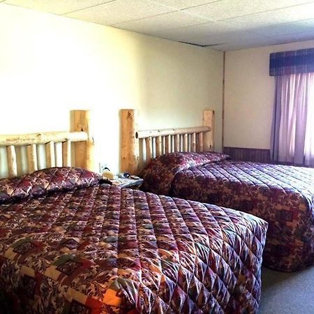 Sportsman'S Lodge Baudette Bagian luar foto